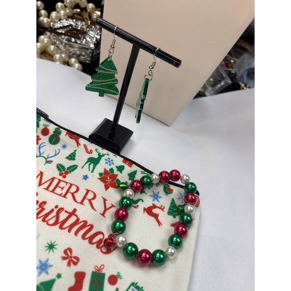 Christmas Accessories Gift Set - Merry Christmas Pouch Tree Earrings Beaded Brac - Picture 3 of 4